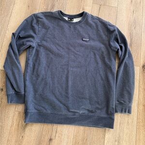 Patagonia Men's navy Crewneck Sweater